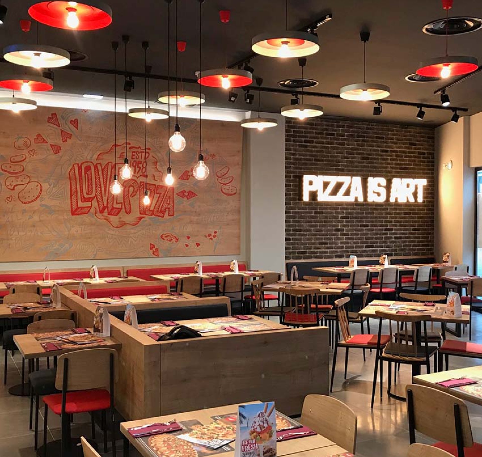 Pizza Hut Évora Plaza