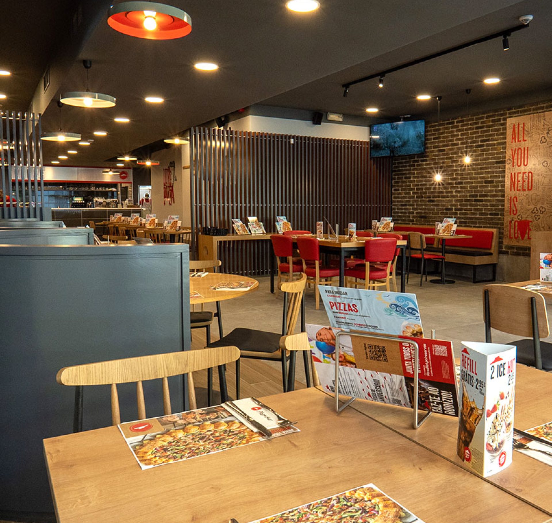 Pizza Hut Fontes Pereira de Melo