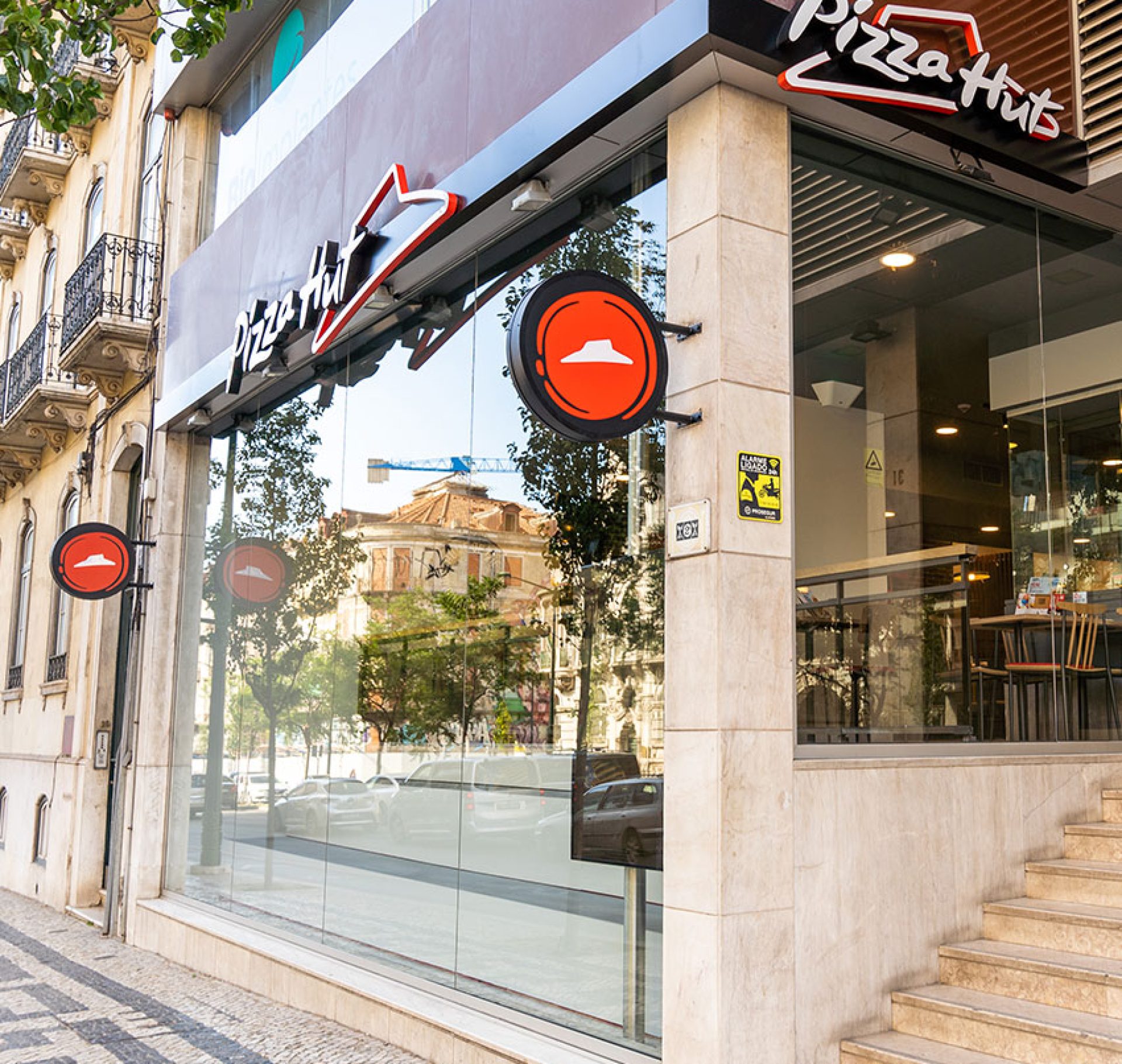 Pizza Hut Fontes Pereira de Melo