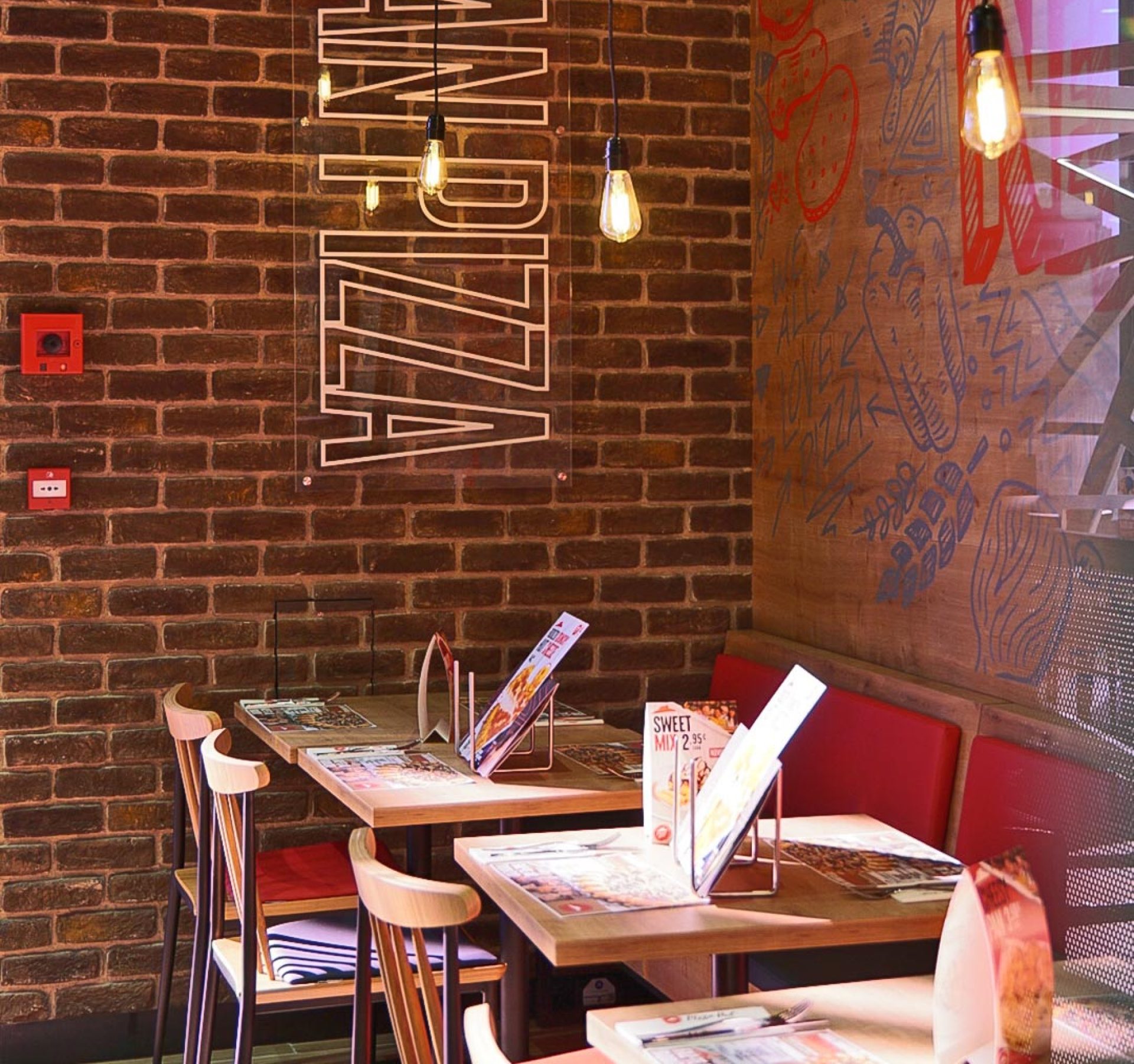 Pizza Hut La Vie Guarda